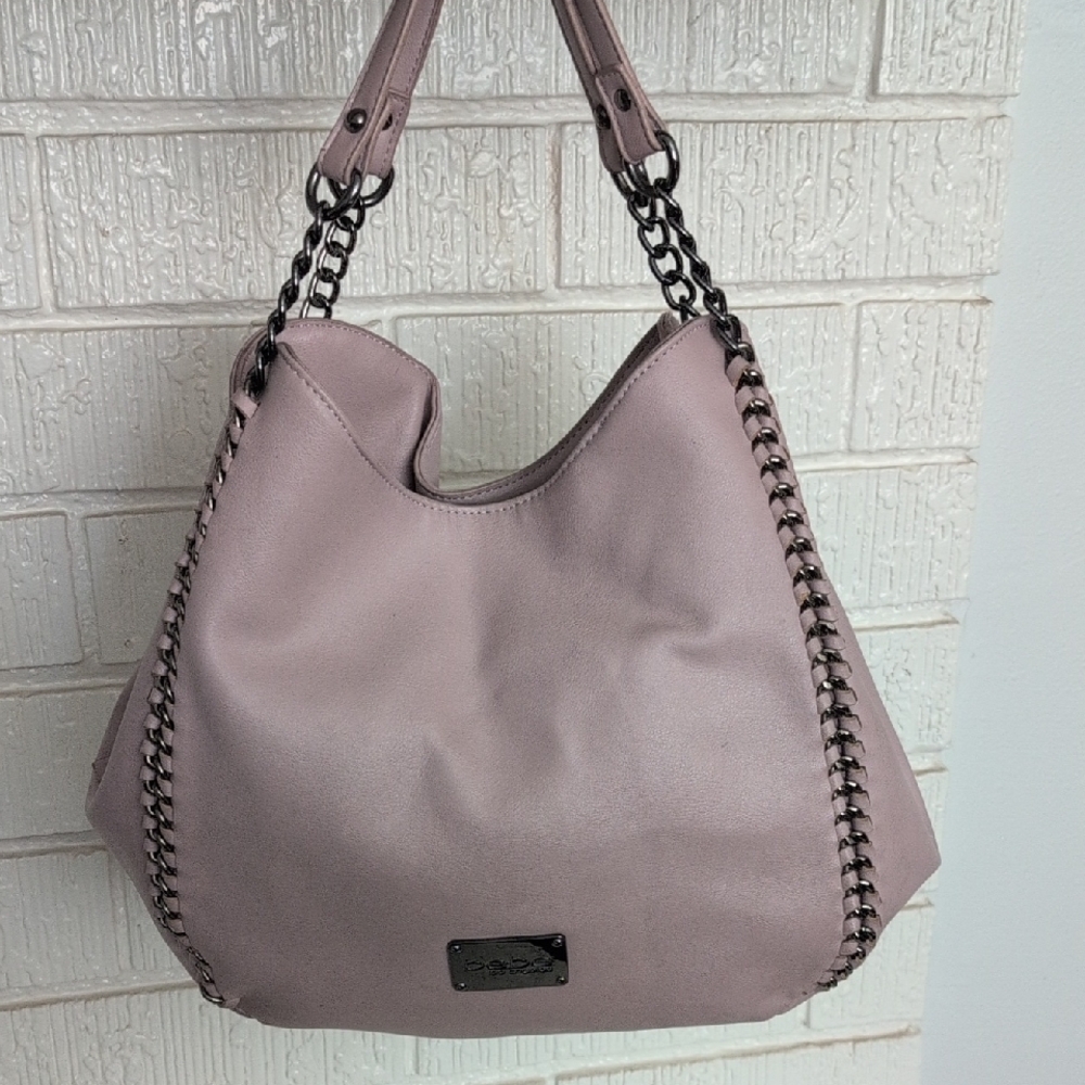 Elegant Chain-Accent Mauve Handbag